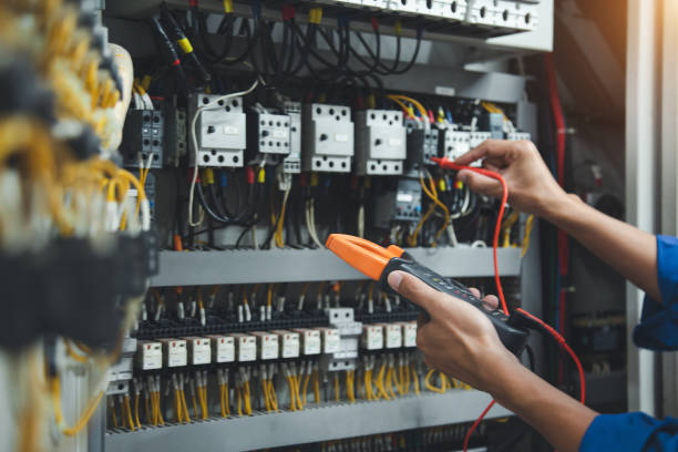 Best Affordable Electrician  in Toledo, IA